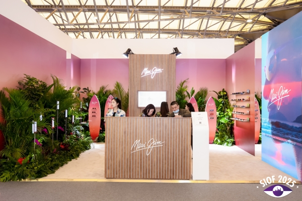 MAUI_JIM_1 MAUI_JIM_1